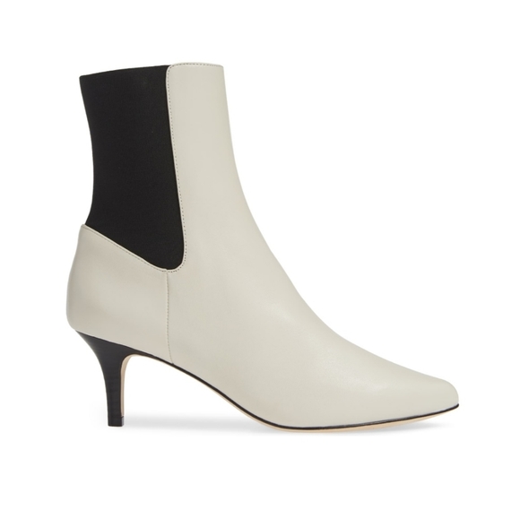 Minimalistic Chic Ivory Joie Chelsea Booties - Picture 3 of 7